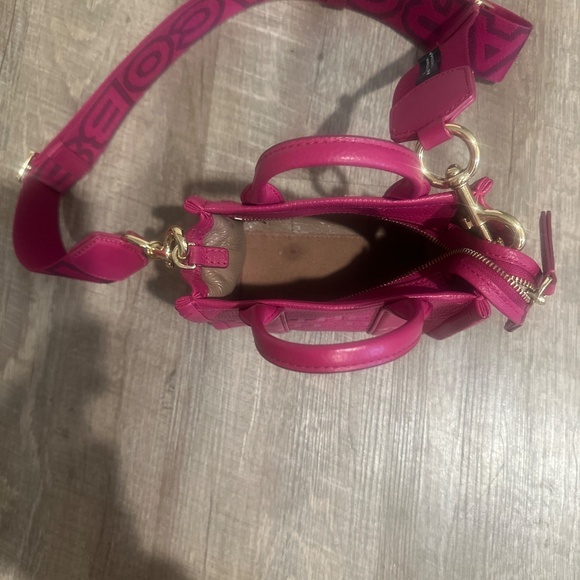 I have not use this bag for long time so I want to sell - Picture 4 of 8